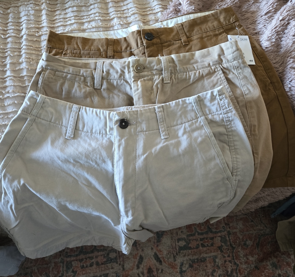 H&M Men’s Casual Chino Shorts - Khaki, Tan, Brown Size 31